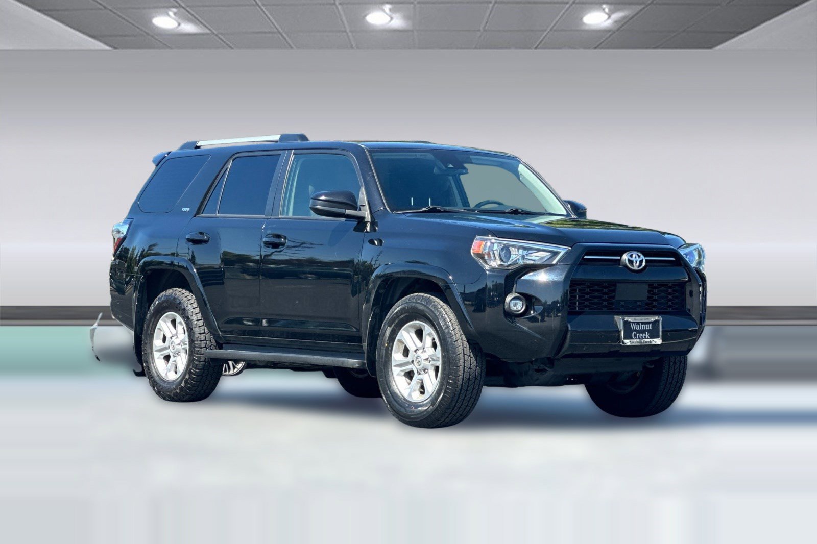 Used 2021 Toyota 4Runner SR5 RWD image 6