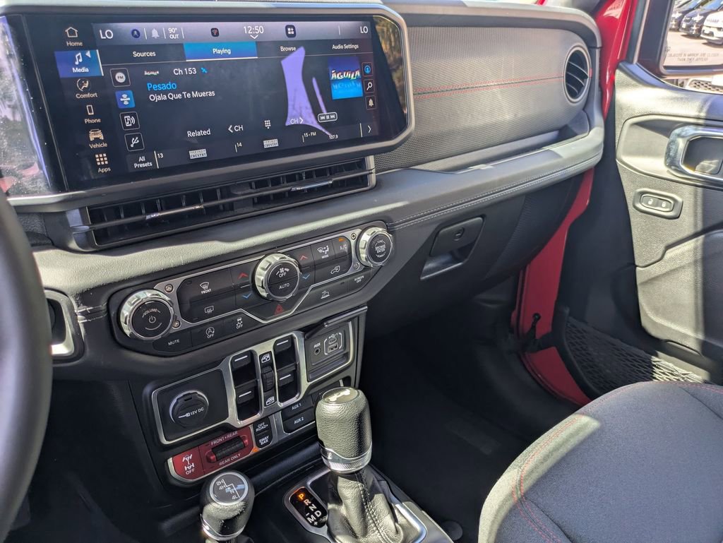 Used 2025 Jeep Wrangler Unlimited Rubicon image 20