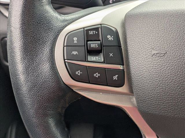 Used 2021 Ford Explorer XLT w/ Equipment Group 202A RWD image 4