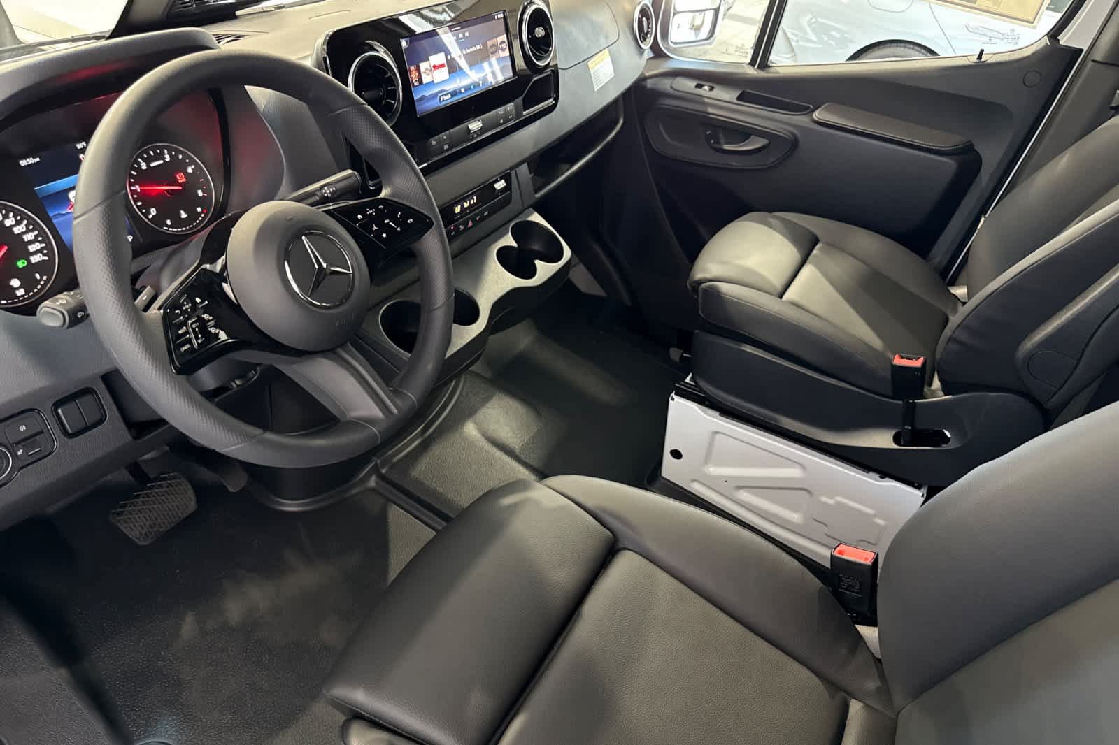 New 2026 Mercedes-Benz Sprinter 2500 image 9