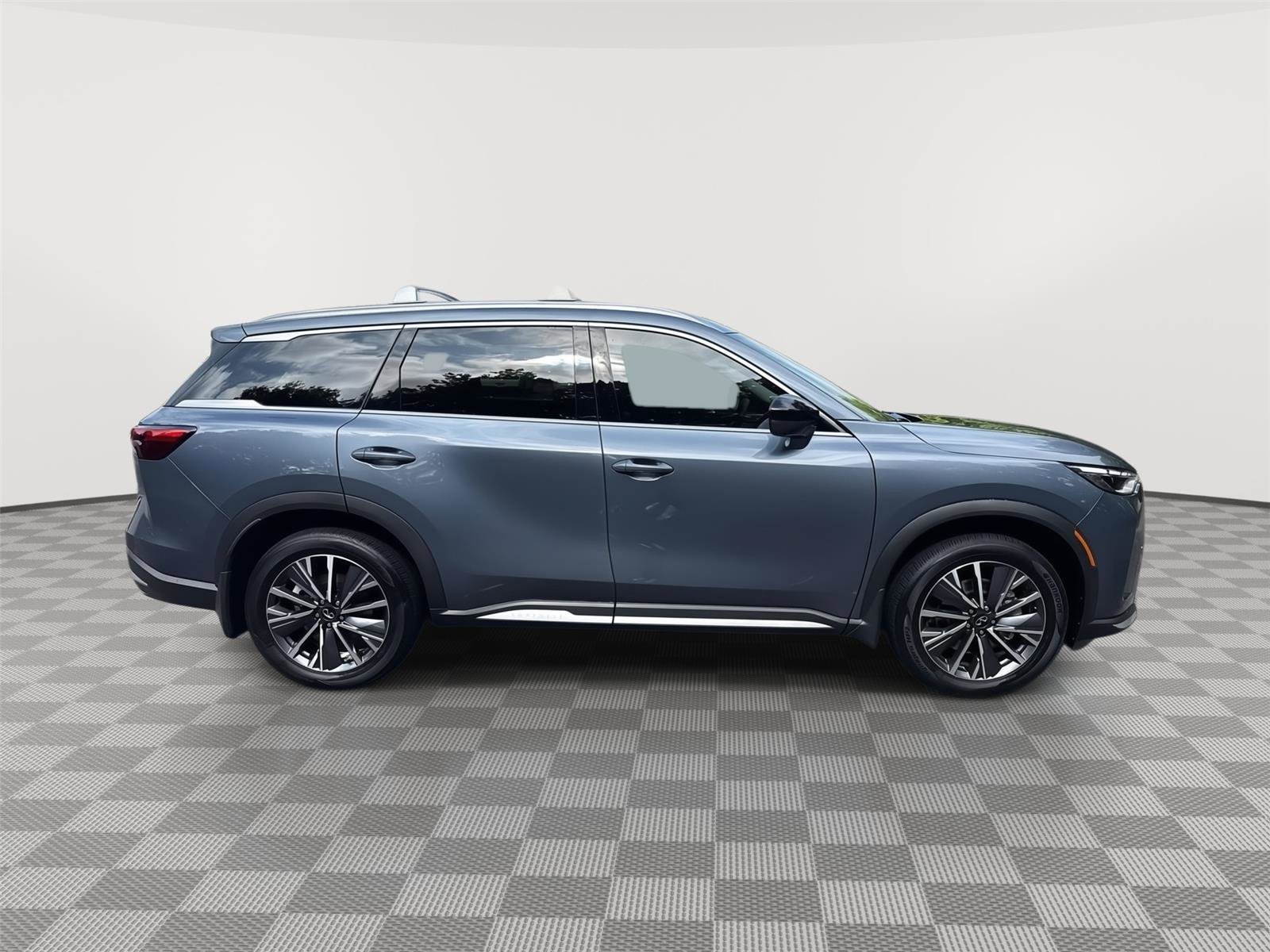 Used 2026 INFINITI QX60 Luxe w/ Cargo Package FWD image 5
