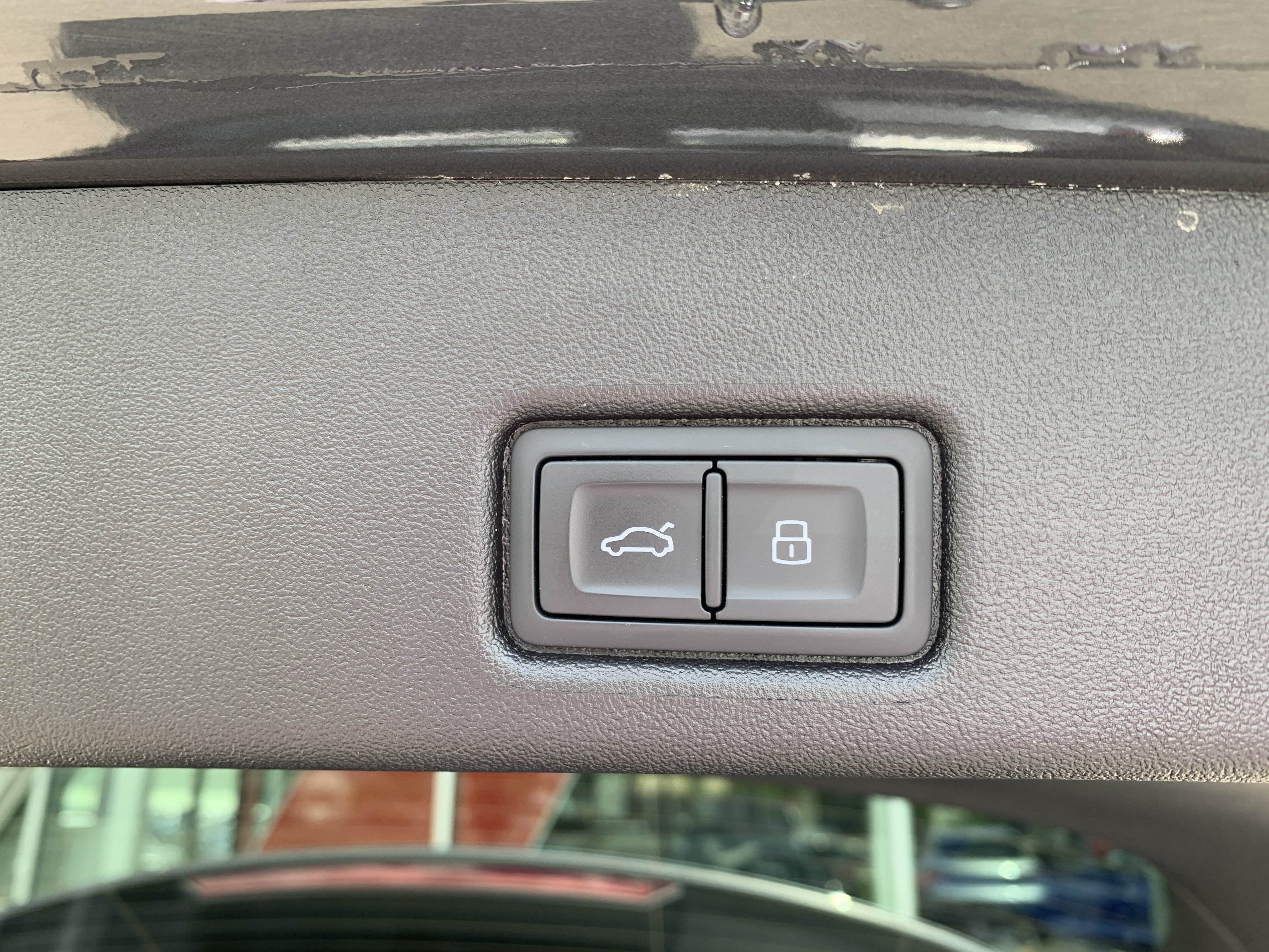 Certified 2025 Audi Q5 Premium w/ Convenience Package AWD/4WD image 18