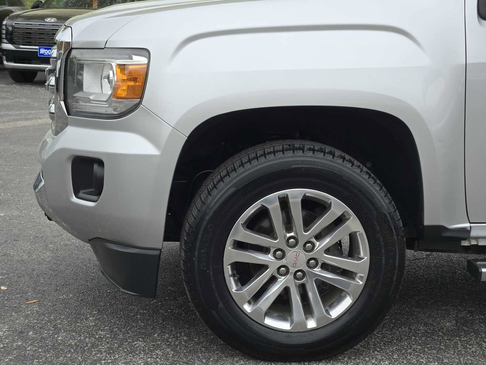 Used 2015 GMC Canyon SLT image 8