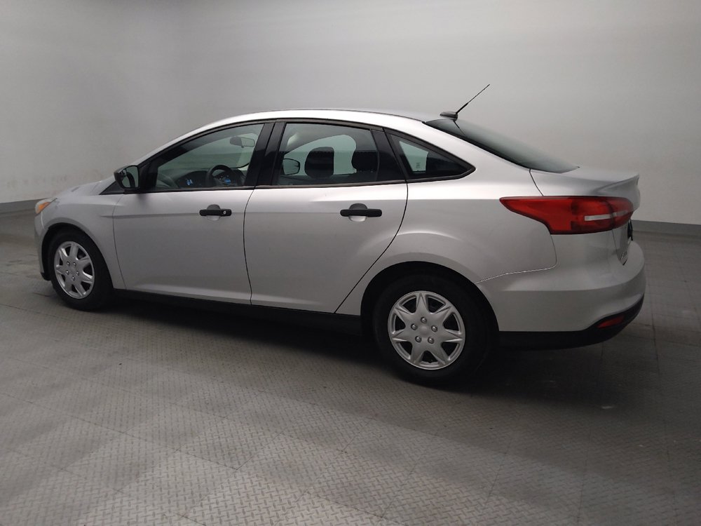 Used 2017 Ford Focus S FWD image 3