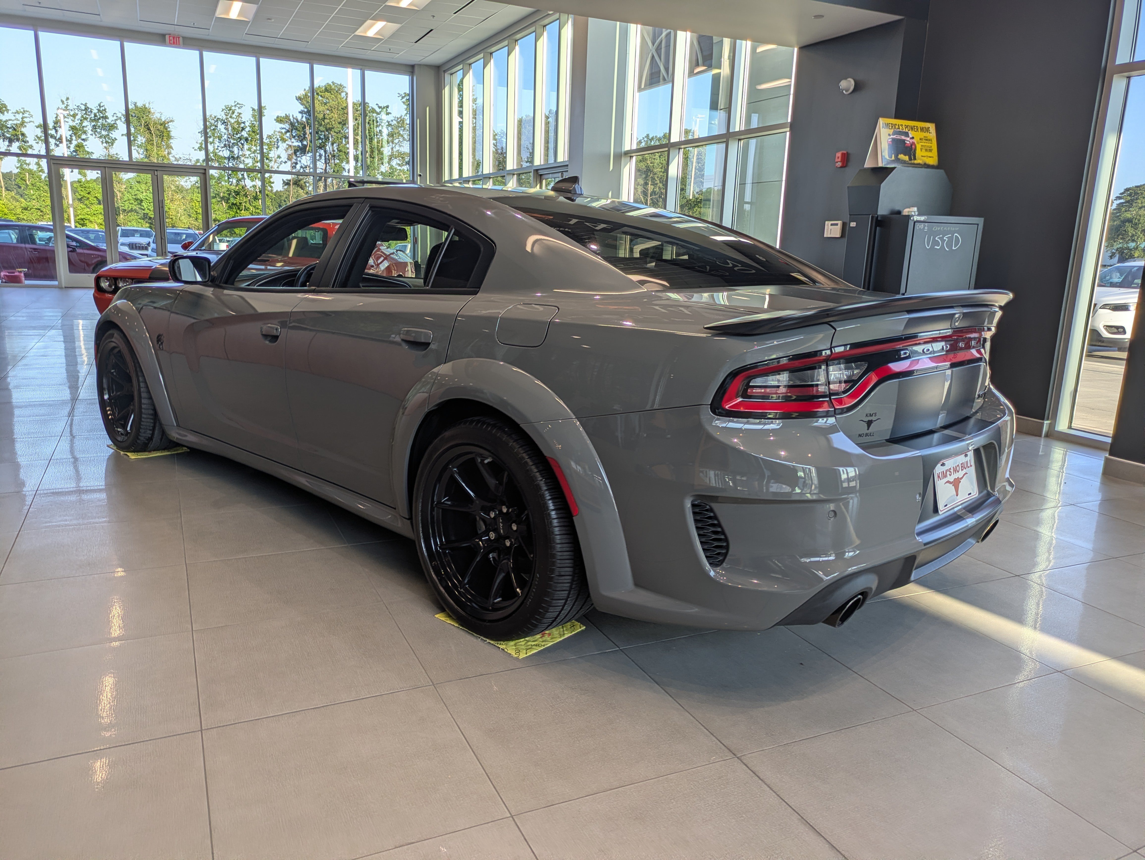 Used 2023 Dodge Charger SRT Hellcat RWD image 3