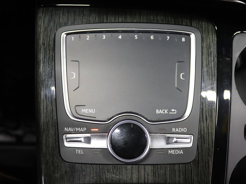 Used 2018 Audi Q7 3.0T Prestige image 31