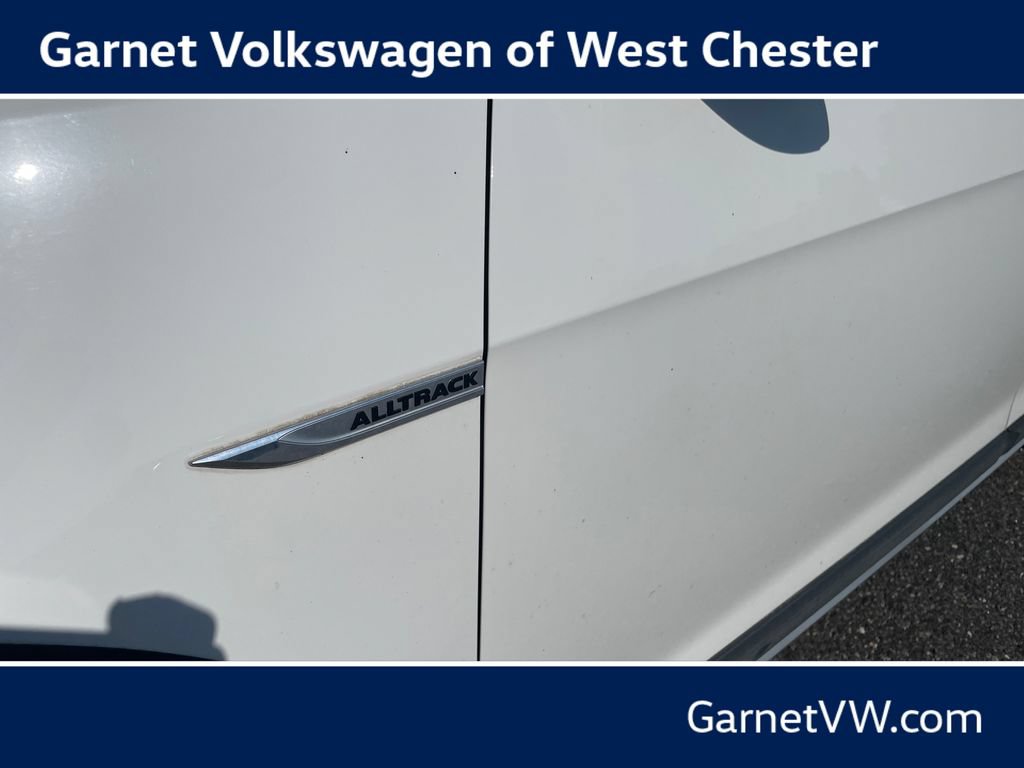 Used 2017 Volkswagen Golf Alltrack S AWD/4WD image 15