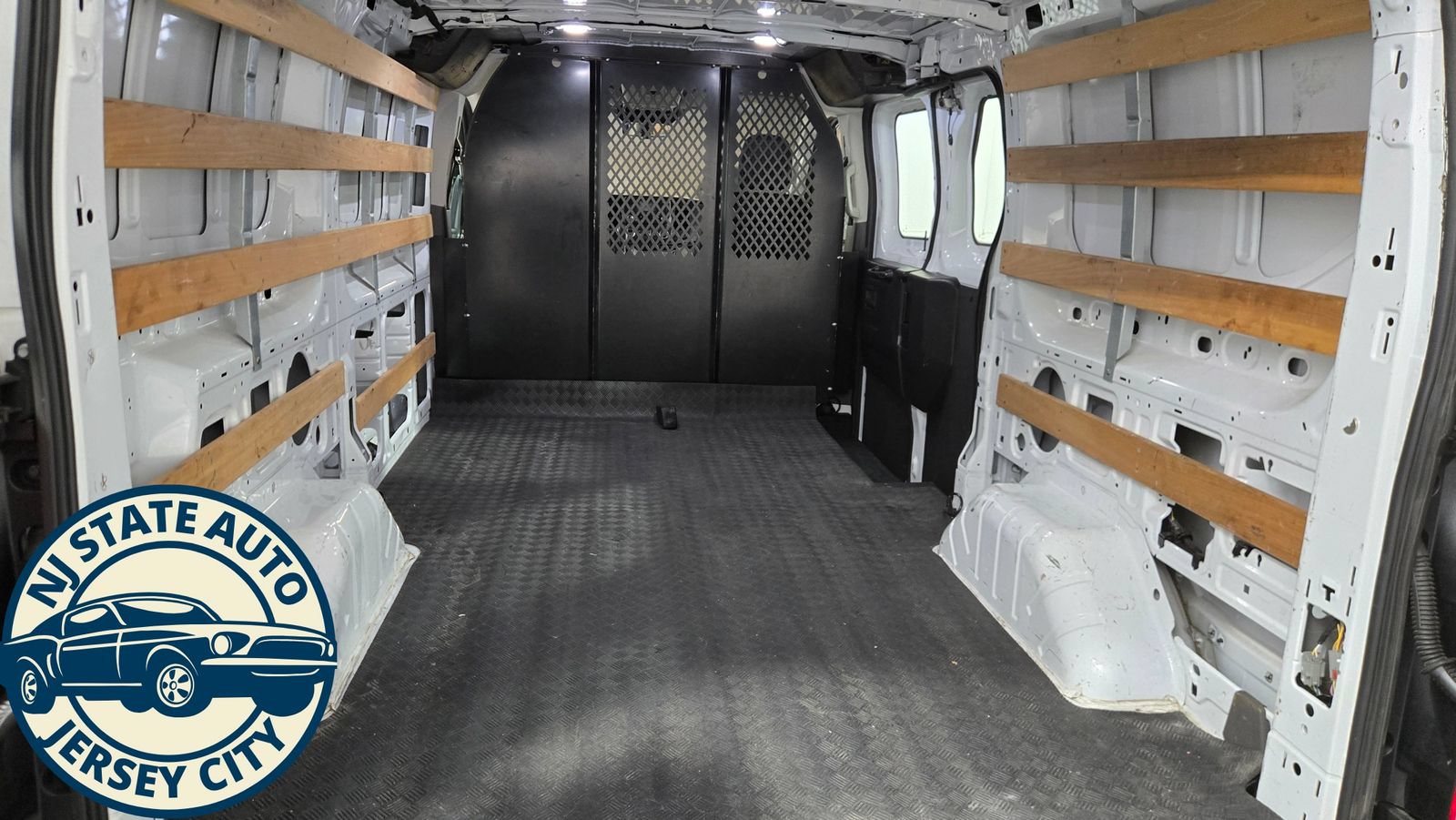Used 2022 Ford Transit 250 Low Roof w/ Exterior Upgrade Package RWD image 25