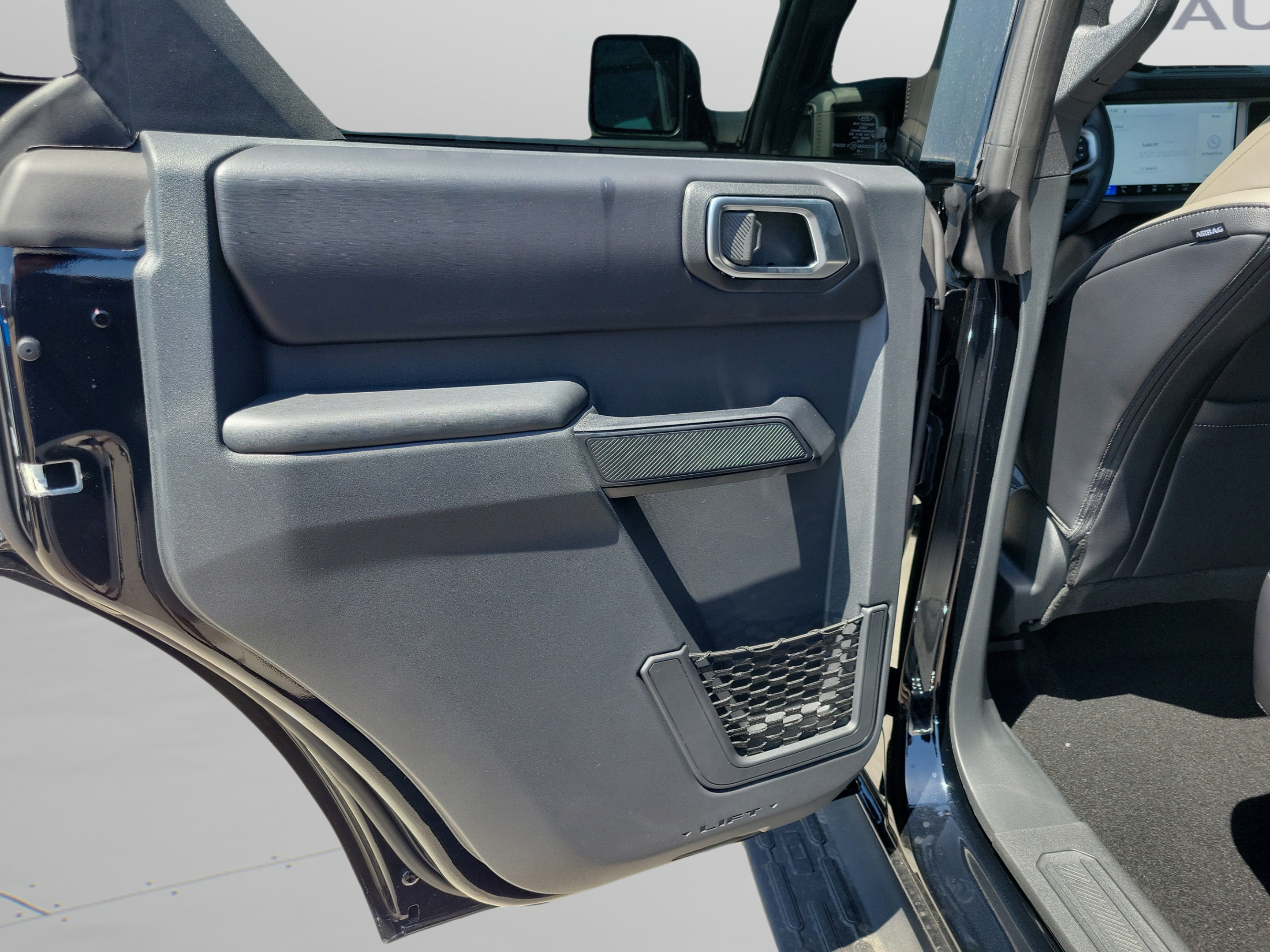 New 2026 Ford Bronco Outer Banks w/ Sasquatch Package AWD/4WD image 11