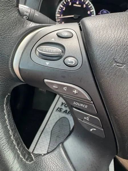 Used 2017 INFINITI QX60 FWD w/ Deluxe Technology Package image 30