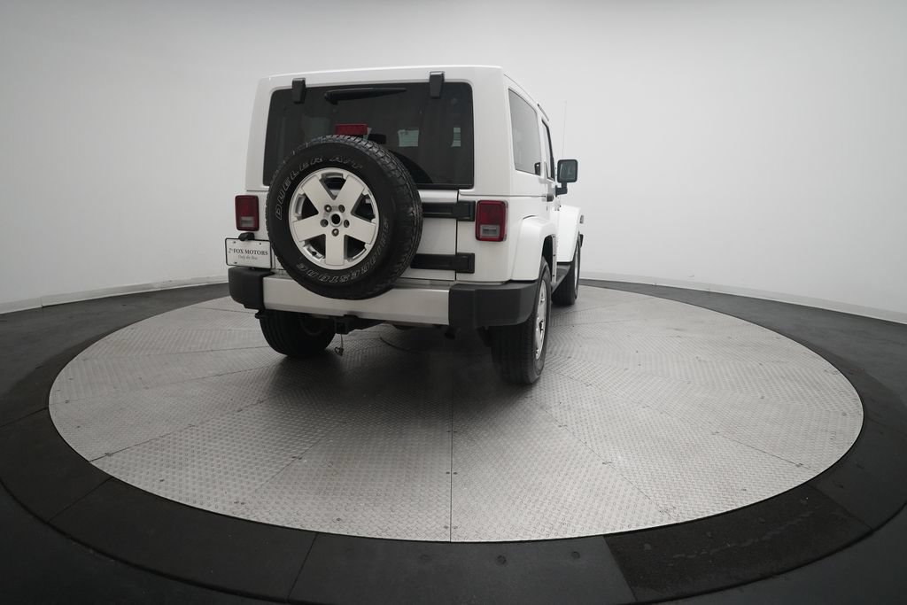 Used 2012 Jeep Wrangler Sahara w/ Connectivity Group AWD/4WD image 13