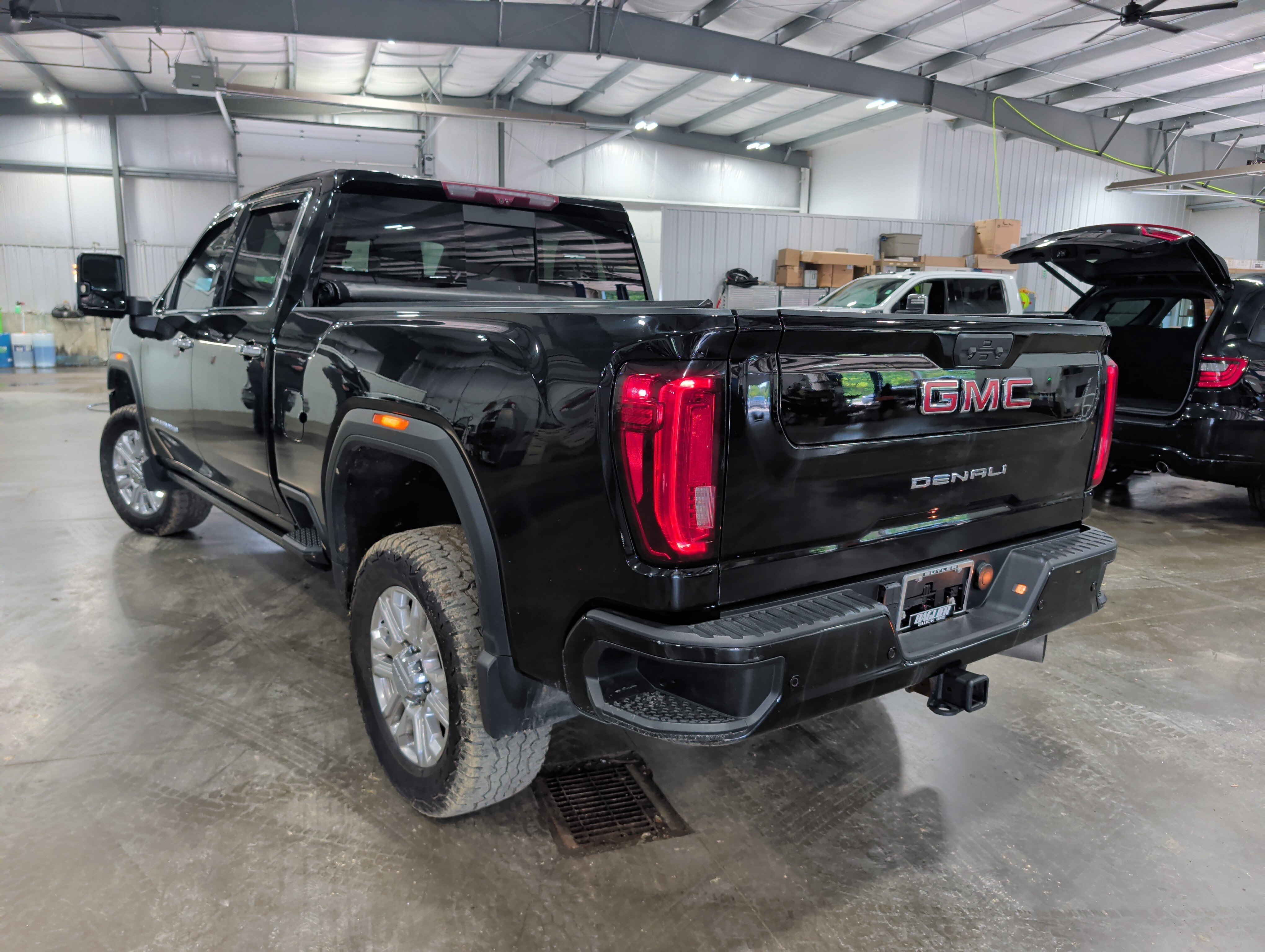 Used 2022 GMC Sierra 2500 Denali w/ Denali Ultimate Package AWD/4WD image 4