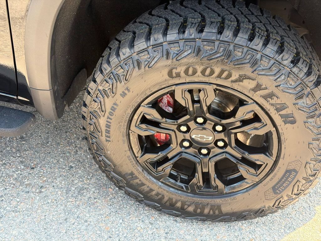 Certified 2022 Chevrolet Silverado 1500 ZR2 w/ Technology Package AWD/4WD image 14