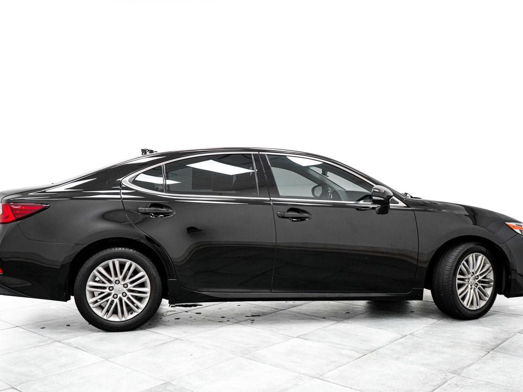 Used 2017 Lexus ES 350 w/ Premium Package FWD image 7