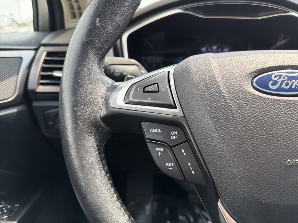 Used 2020 Ford Fusion Titanium image 25