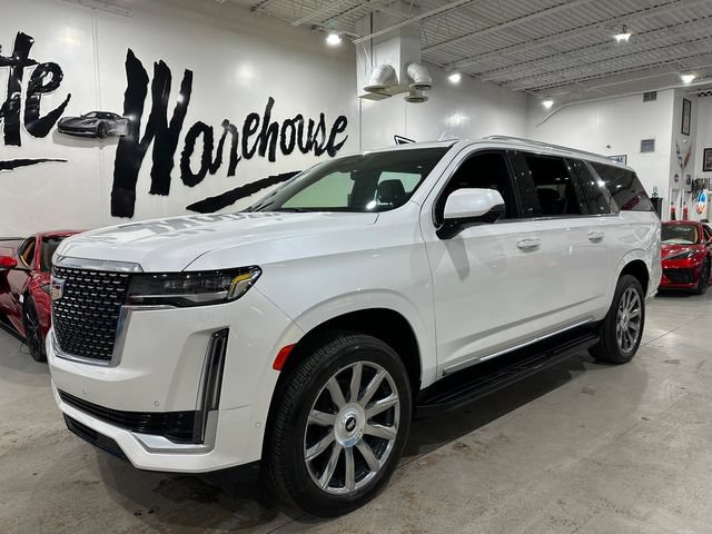 Used 2024 Cadillac Escalade ESV Premium Luxury w/ LPO, Floor Liner Package AWD/4WD image 18