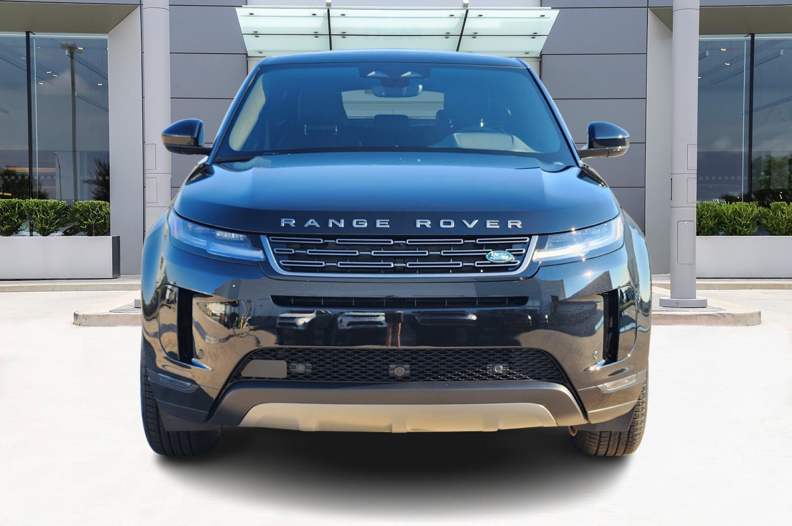 New 2026 Land Rover Range Rover Evoque S image 2