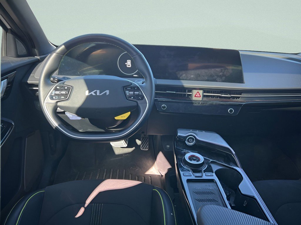 Used 2023 Kia EV6 GT image 19