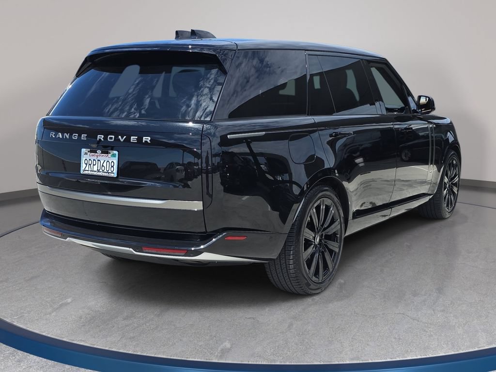 Certified 2025 Land Rover Range Rover Long Wheelbase SE AWD/4WD image 5