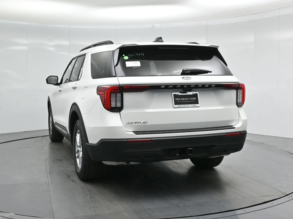 New 2026 Ford Explorer Active RWD image 26