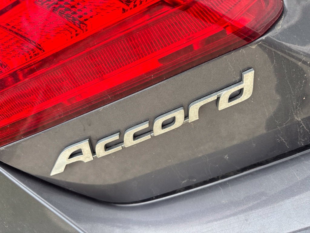 Used 2015 Honda Accord EX-L image 22
