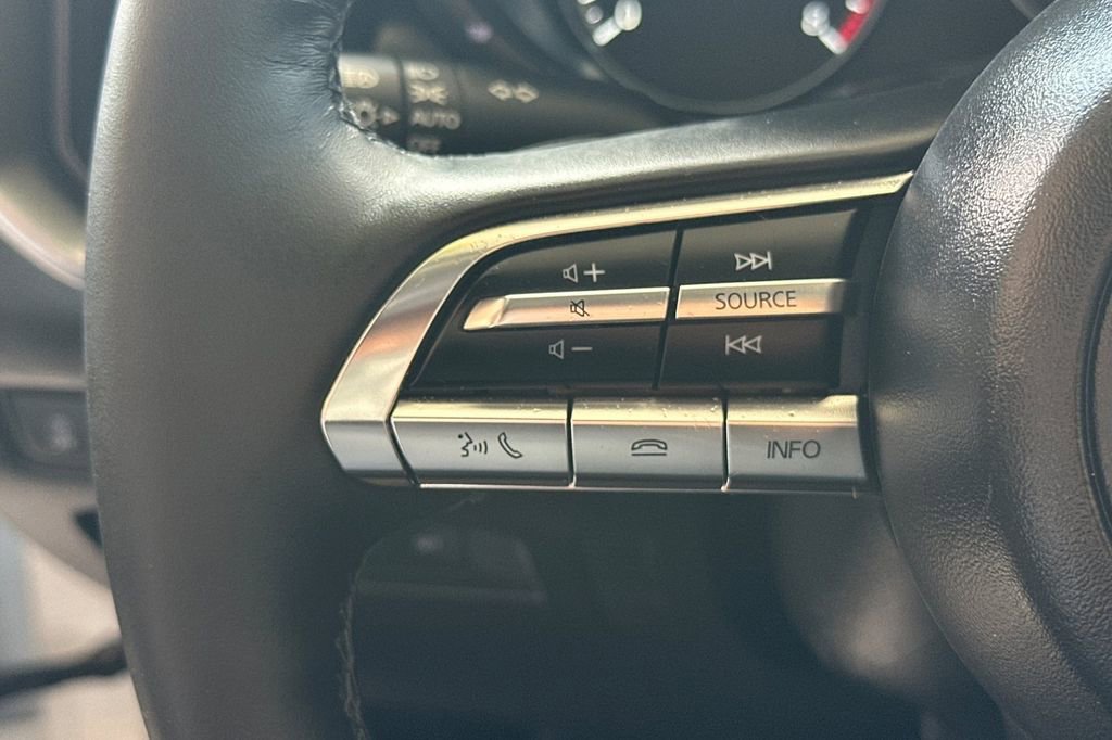 Used 2025 MAZDA CX-50 AWD 2.5 Turbo w/ Premium Pkg image 27