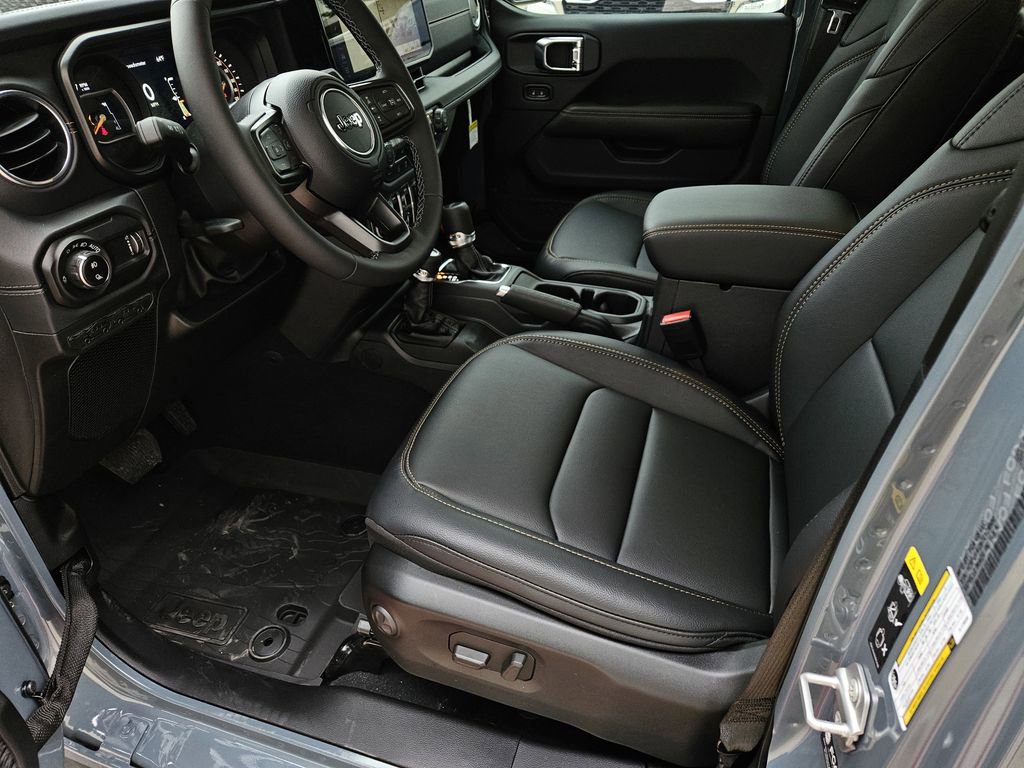New 2026 Jeep Gladiator Mojave AWD/4WD image 14