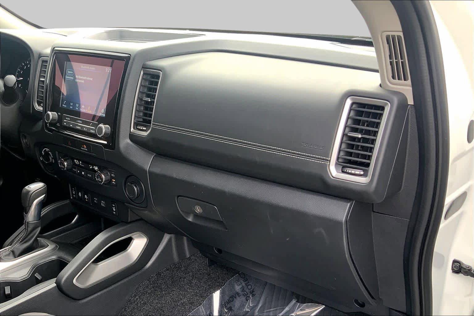 Used 2022 Nissan Frontier SV AWD/4WD image 18