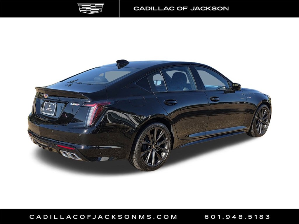 New 2026 Cadillac CT5 V image 4