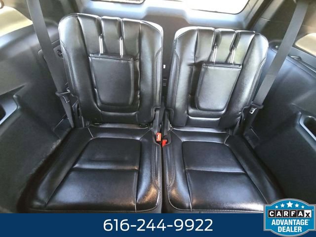 Used 2018 Ford Explorer XLT w/ Equipment Group 202A image 12