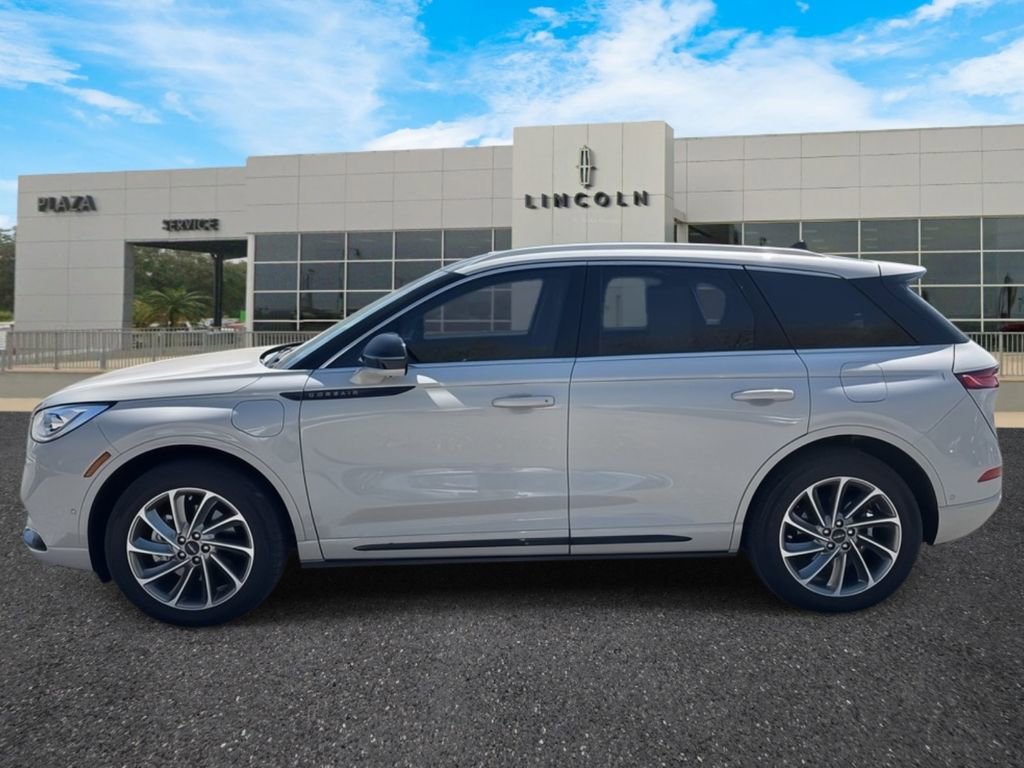 Used 2022 Lincoln Corsair Grand Touring w/ Elements Technology Bundle image 6