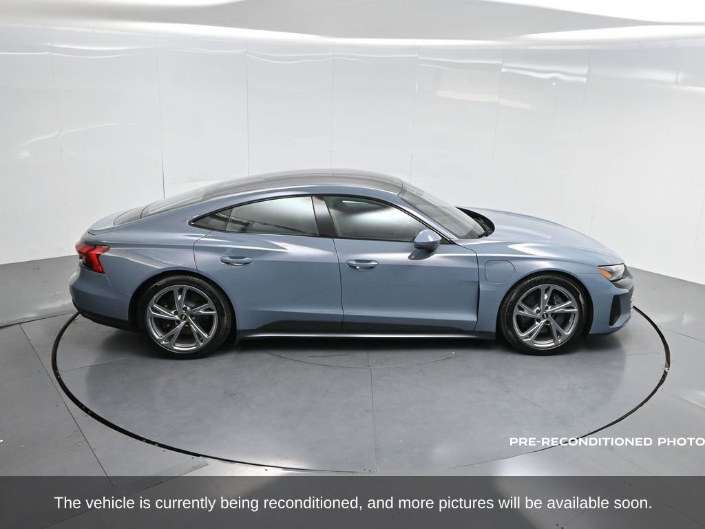 Used 2022 Audi e-tron GT Premium Plus image 66