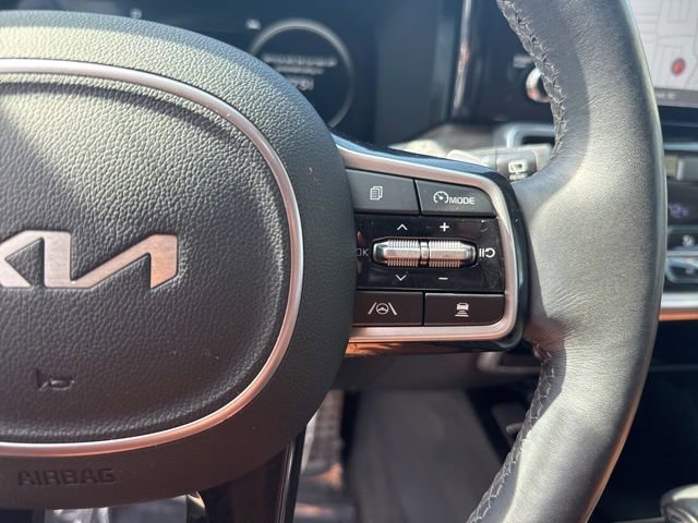 Certified 2023 Kia Sorento SX Prestige image 29