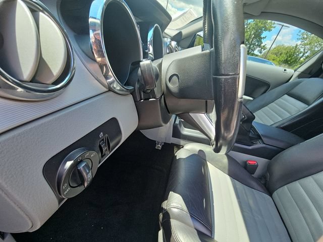 Used 2007 Ford Mustang GT Premium RWD image 11