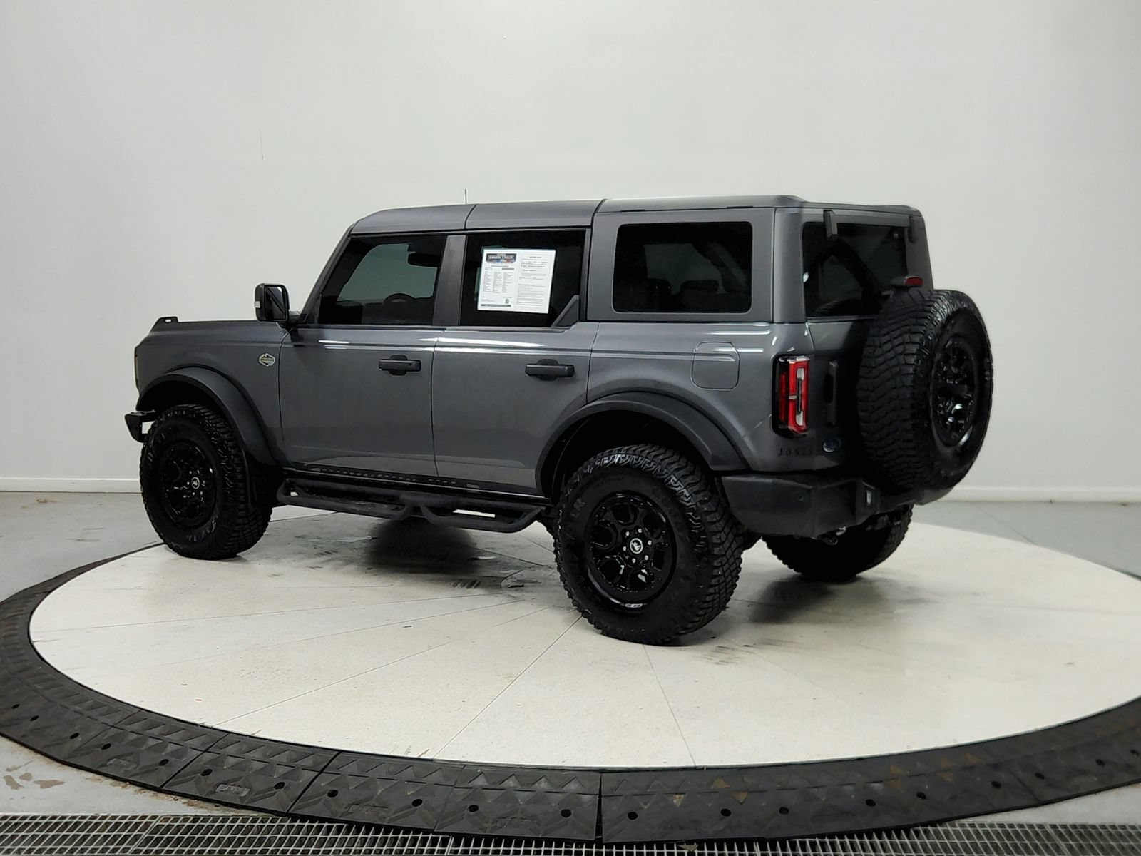 Used 2024 Ford Bronco Wildtrak AWD/4WD image 6