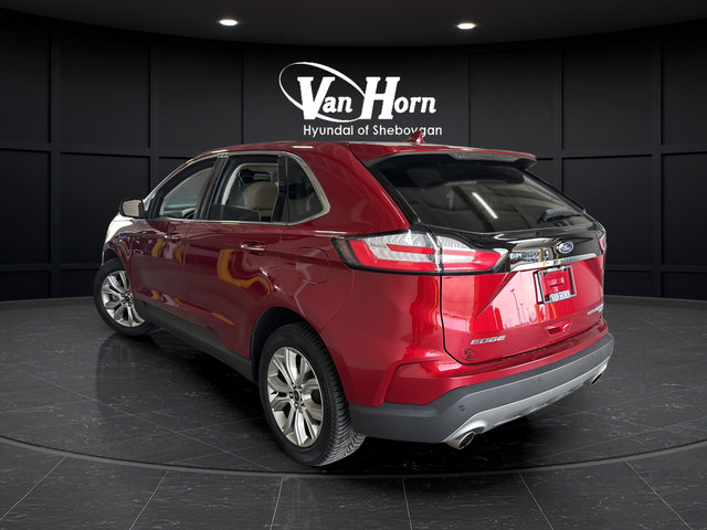 Used 2019 Ford Edge Titanium w/ Cold Weather Package AWD/4WD image 5