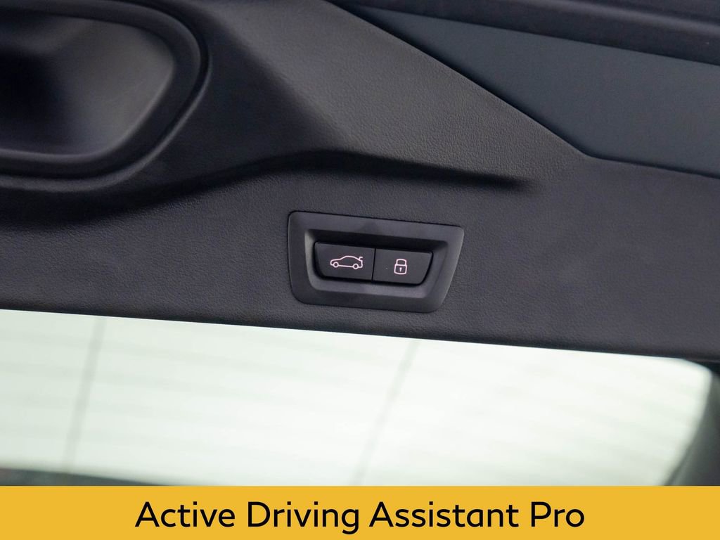 Used 2025 BMW X5 xDrive50e w/ Executive Package image 31