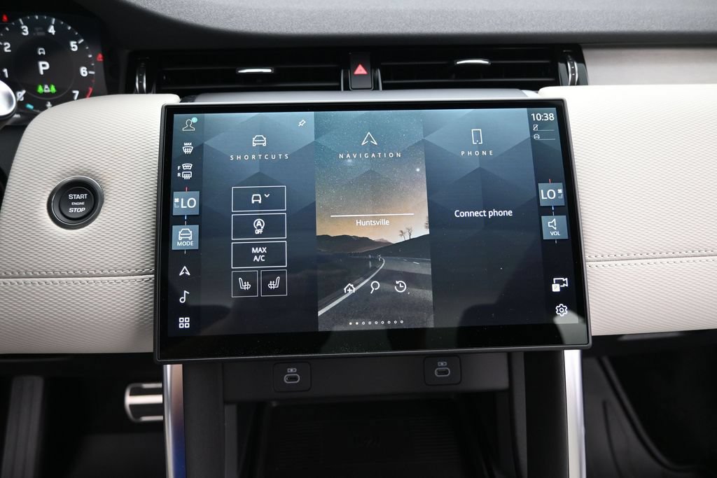 New 2026 Land Rover Discovery Sport Landmark AWD/4WD image 28