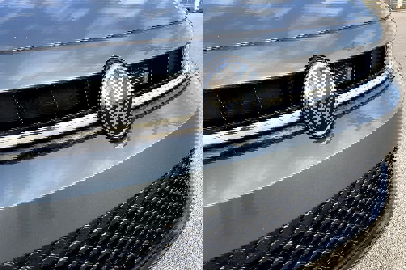 Used 2025 Volkswagen Jetta Sport image 29