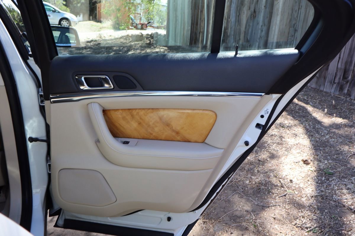 Used 2012 Lincoln MKS AWD image 25