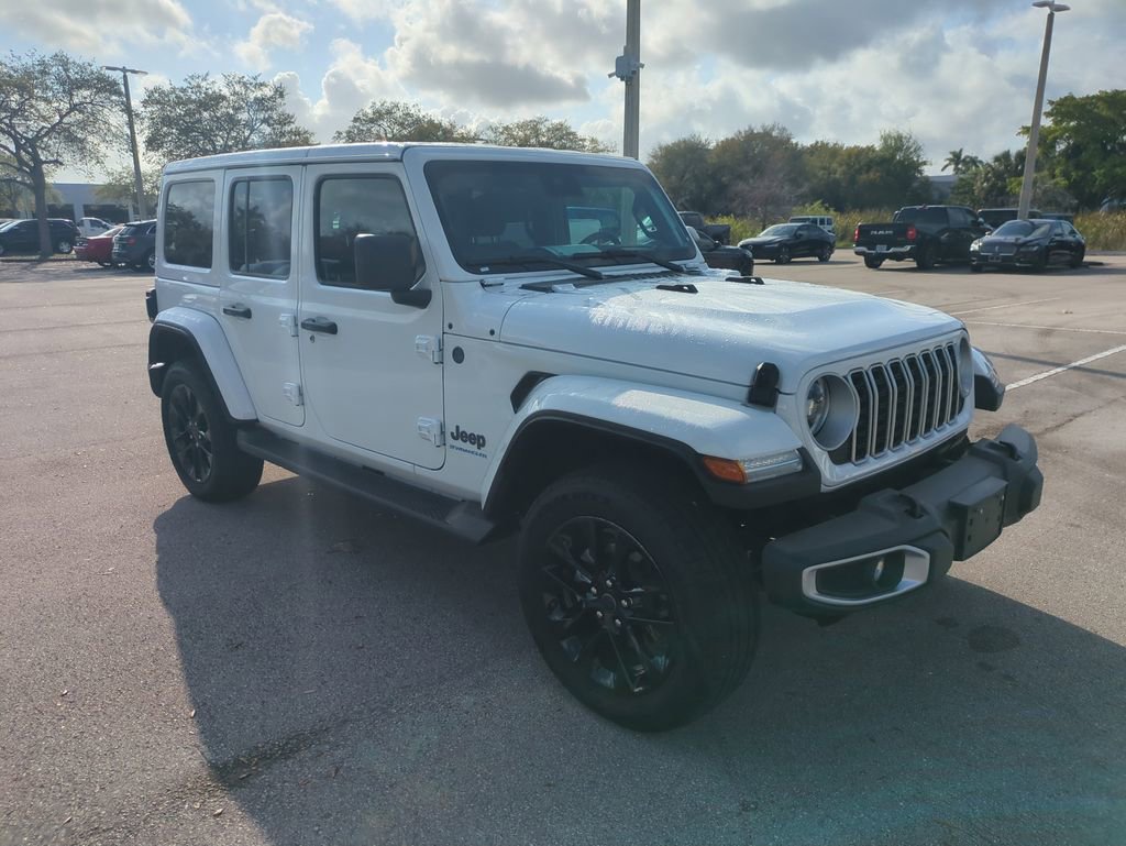 Used 2025 Jeep Wrangler Sahara 4xe image 2