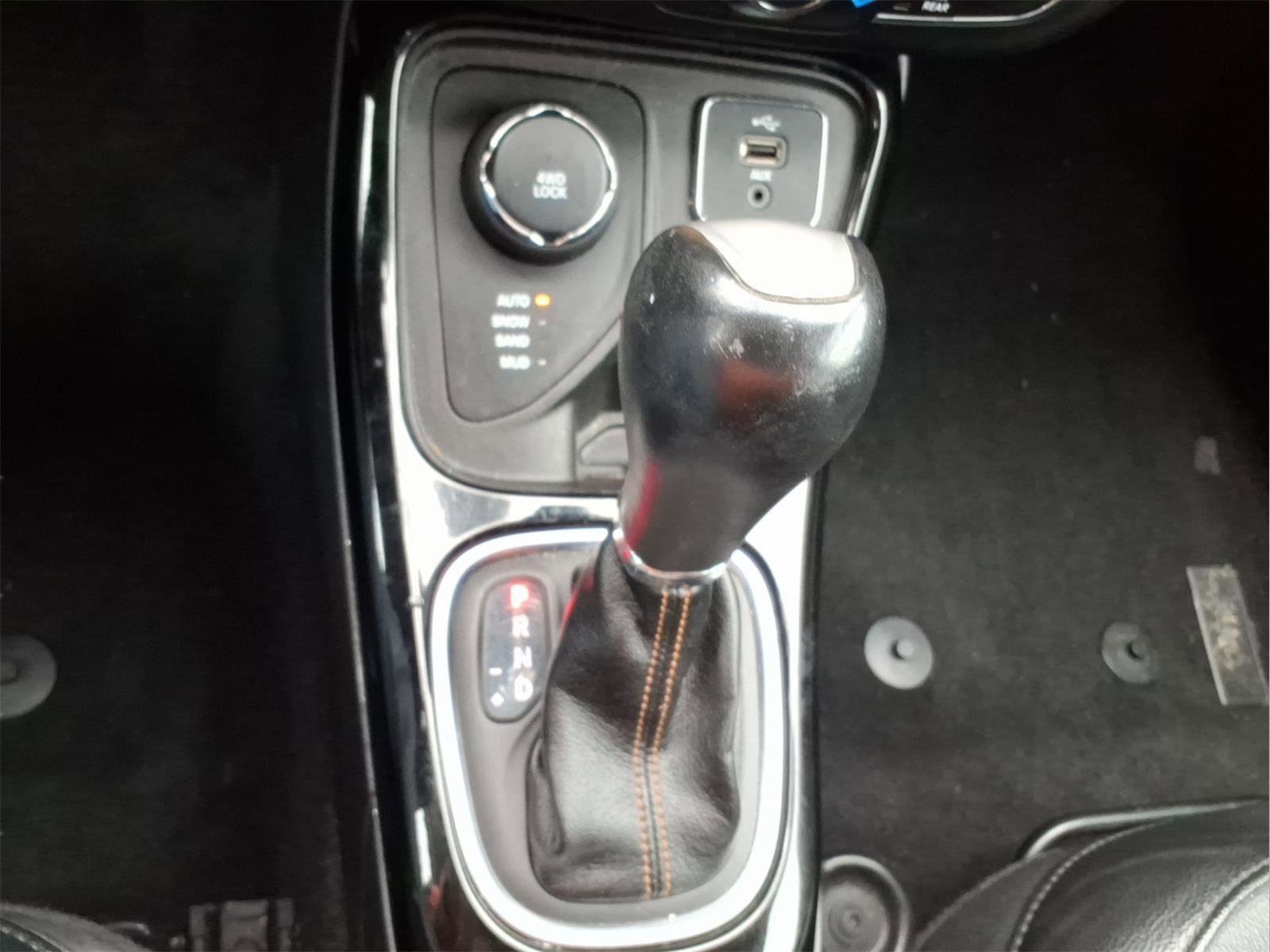 Used 2018 Jeep Compass Limited image 25