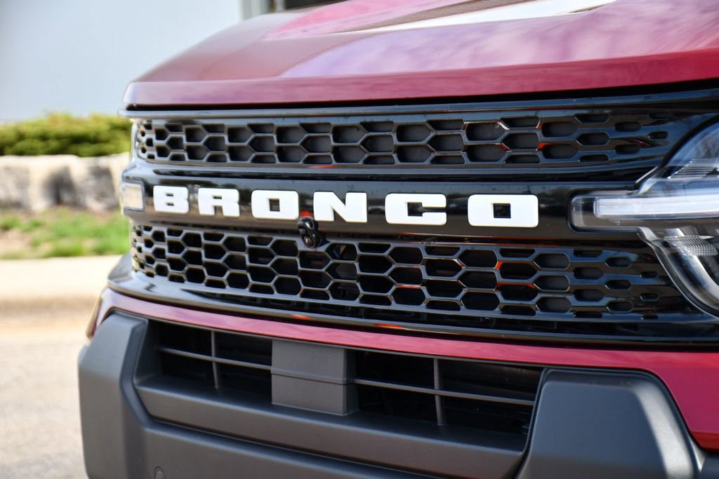 Used 2025 Ford Bronco Sport Outer Banks w/ Outer Banks Tech Package+ AWD/4WD image 43