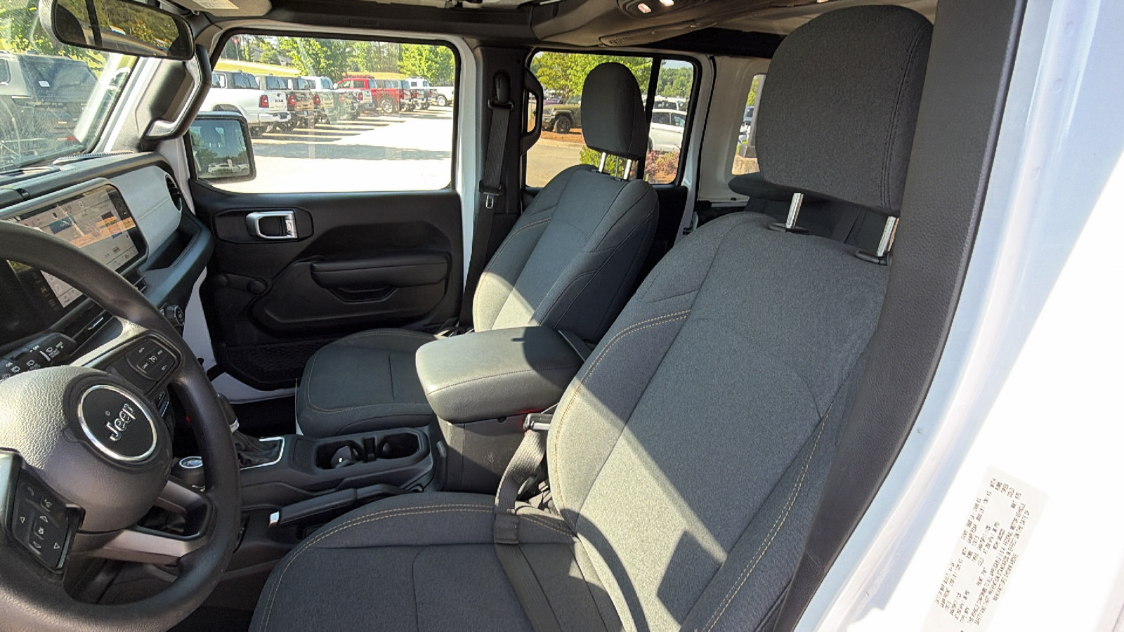Used 2024 Jeep Wrangler Unlimited Sport AWD/4WD image 17