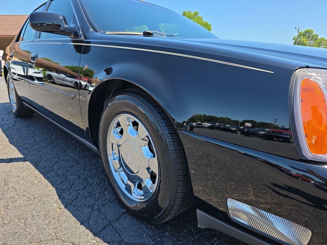 Used 2000 Cadillac De Ville w/ Comfort/Convenience Pkg FWD image 32