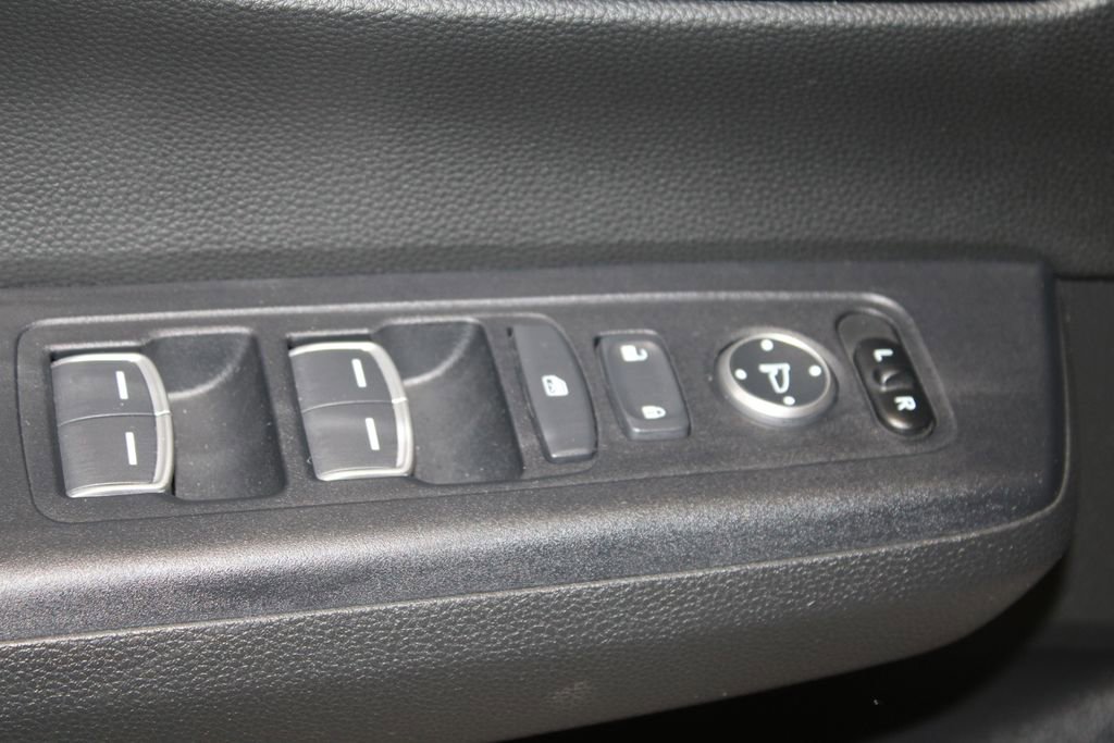 Certified 2025 Honda CR-V EX-L image 9