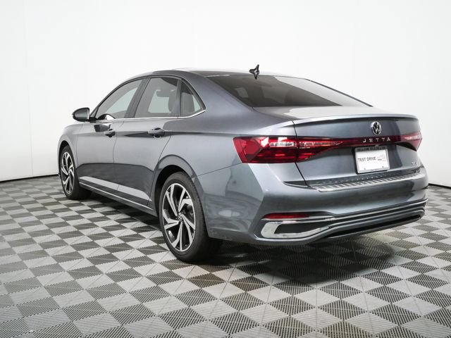 Used 2025 Volkswagen Jetta SEL FWD image 37