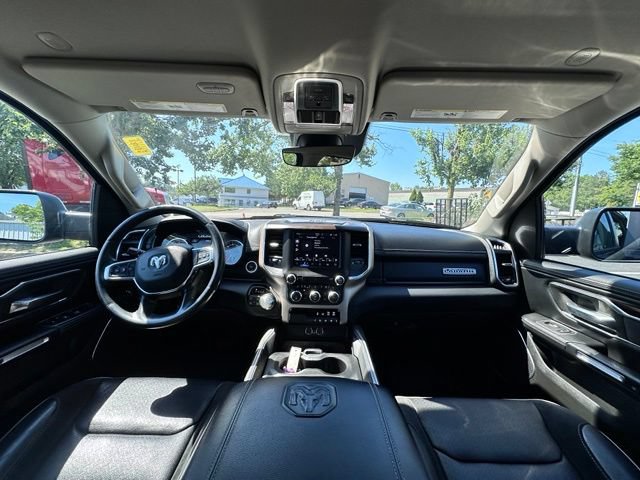 Used 2022 RAM 1500 Laramie AWD/4WD image 2