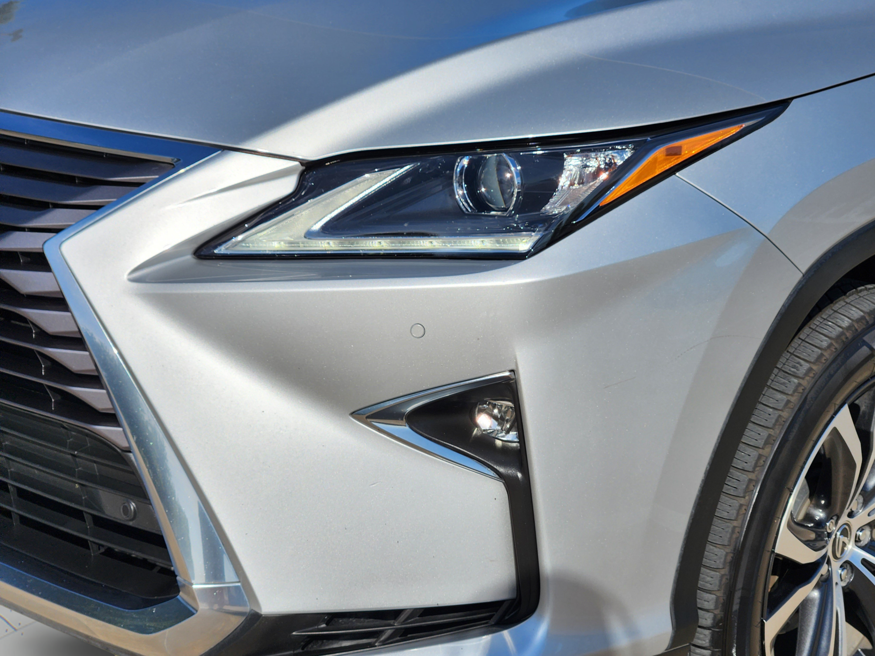 Used 2018 Lexus RX 450hL Premium w/ Premium Package AWD/4WD image 36