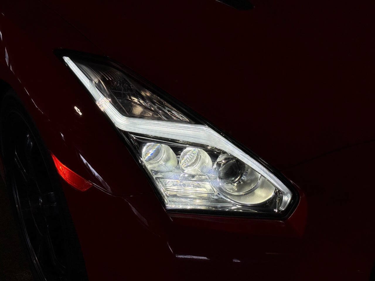 Used 2015 Nissan GT-R Black Edition AWD/4WD image 46